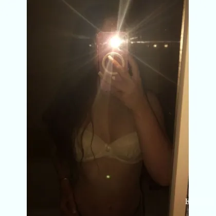 Если Тебе Одиноко и Ты Хочешь Интима и Ласки-Нежности Пиши.Есть Выезд