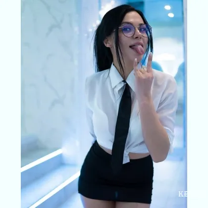 Ощути горячо-влажную хватку моего сфинктера