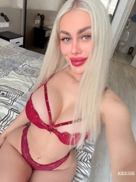 @karinasek
