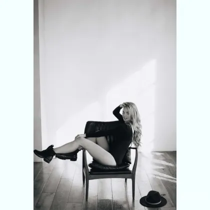 Запрещённые фотки -видео ,Интиим ПереПиска .Онлайн звоночек с Игрушкой