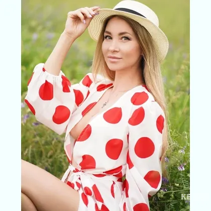 Уникальные встречи с соблазнительной красоткой