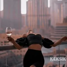 Днепр. Эскорт. Реальность, где платят за твою привлекательность.